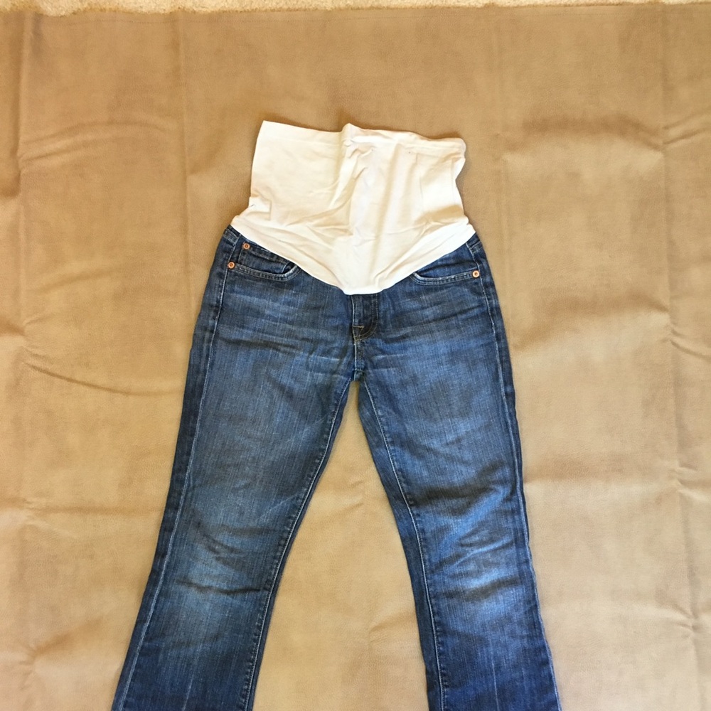 Size 26 7 for All Mankind maternity jeans